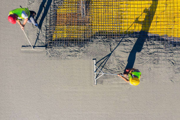 Best Concrete Pool Decks in Altadena, CA